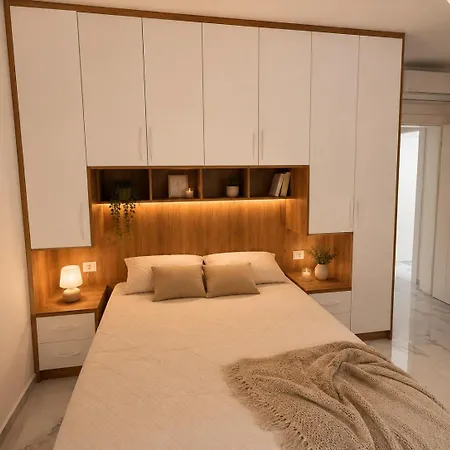 Zefi Sea View Apartmán Lezhë